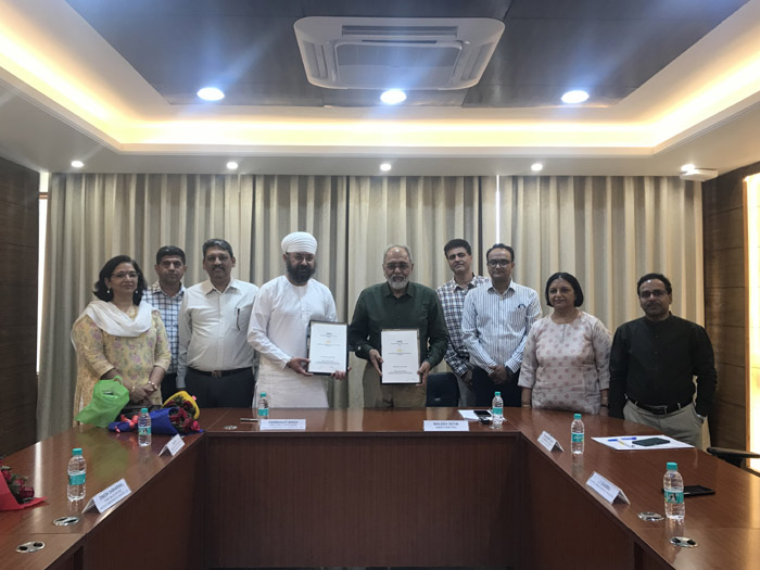 पीईसी ने अनुसंधान और तकनीकी गतिविधियों के लिए नवयुग नामधारी इको ड्राइव प्राइवेट लिमिटेड के साथ समझौता ज्ञापन पर हस्ताक्षर किए
